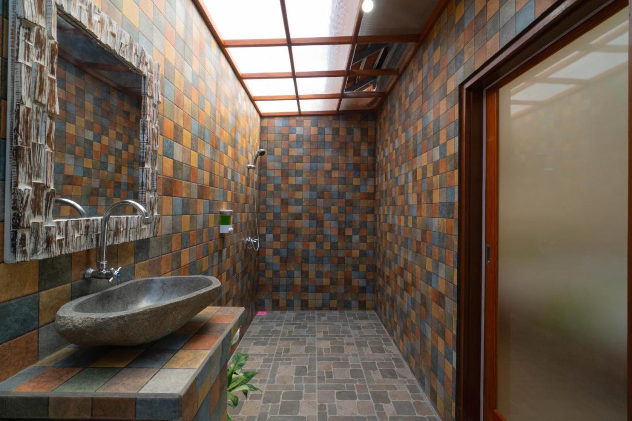 Uluwatu Kayana Bungalows Bagian luar foto